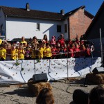 2011-erntefest-kindergarten die Kindergärten "Eulennest" und "Farbelchse" singen